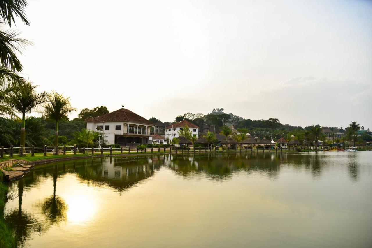 Forest Park Resort Buloba Kültér fotó